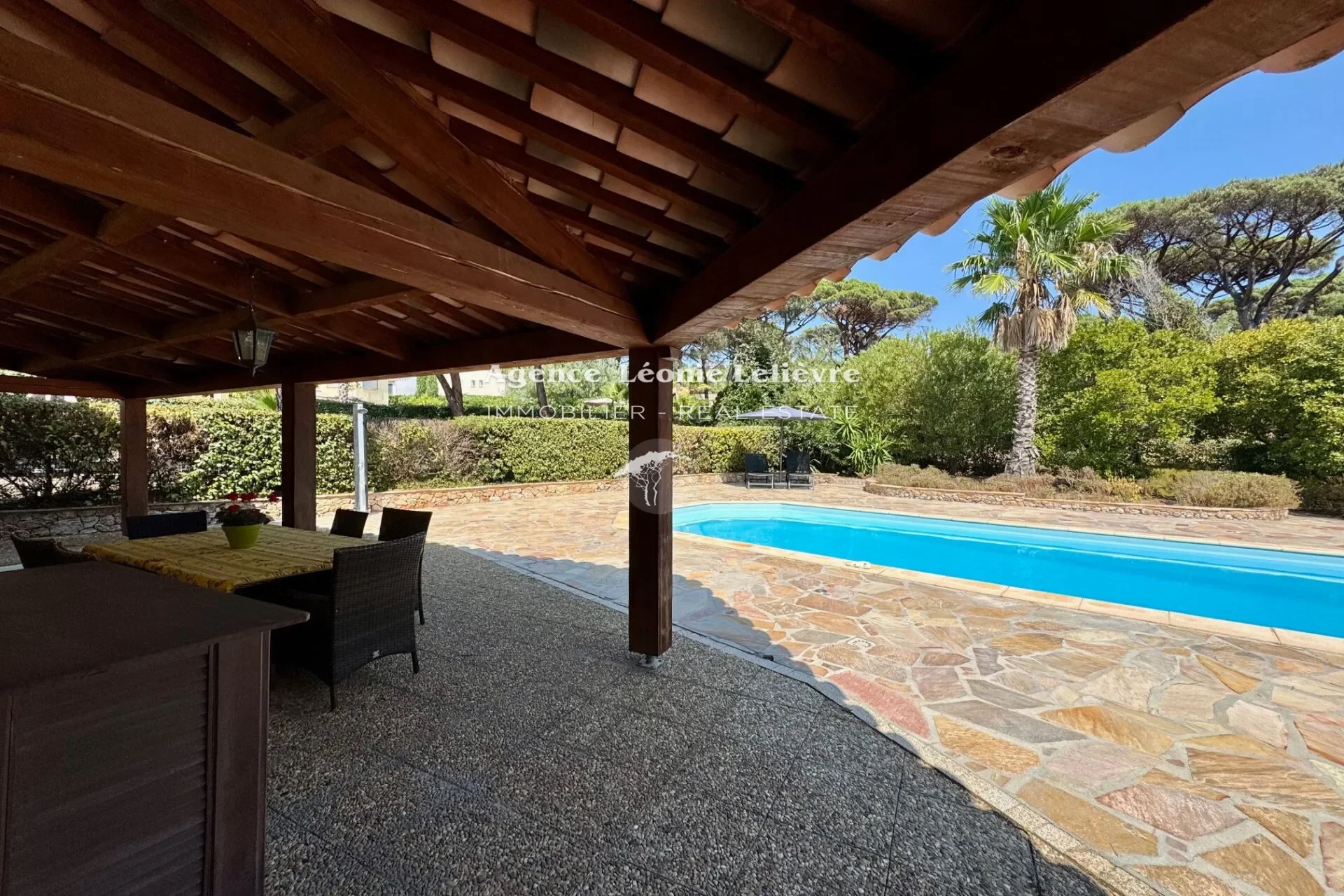 Roquebrune-sur-Argens, Provence-Alpes-Côte d'Azur, France. - Photo 6