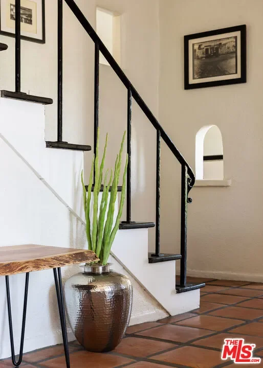 2041 Glencoe Way, Los Angeles, California, United States. - Photo 42