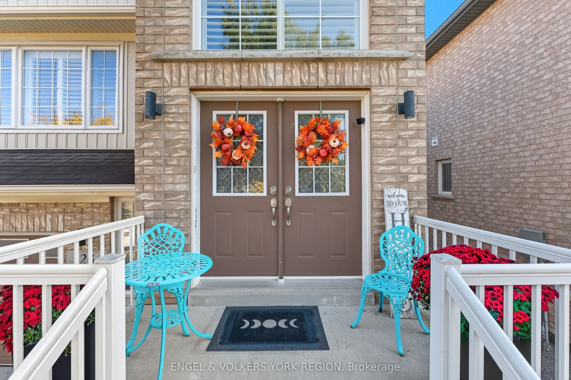 Exterior photo 4