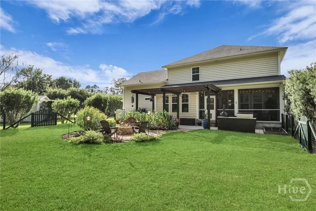 Exterior photo 12