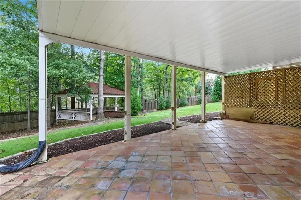 535 Tumbling Creek Drive, Alpharetta, Georgia, United States. - Photo 36