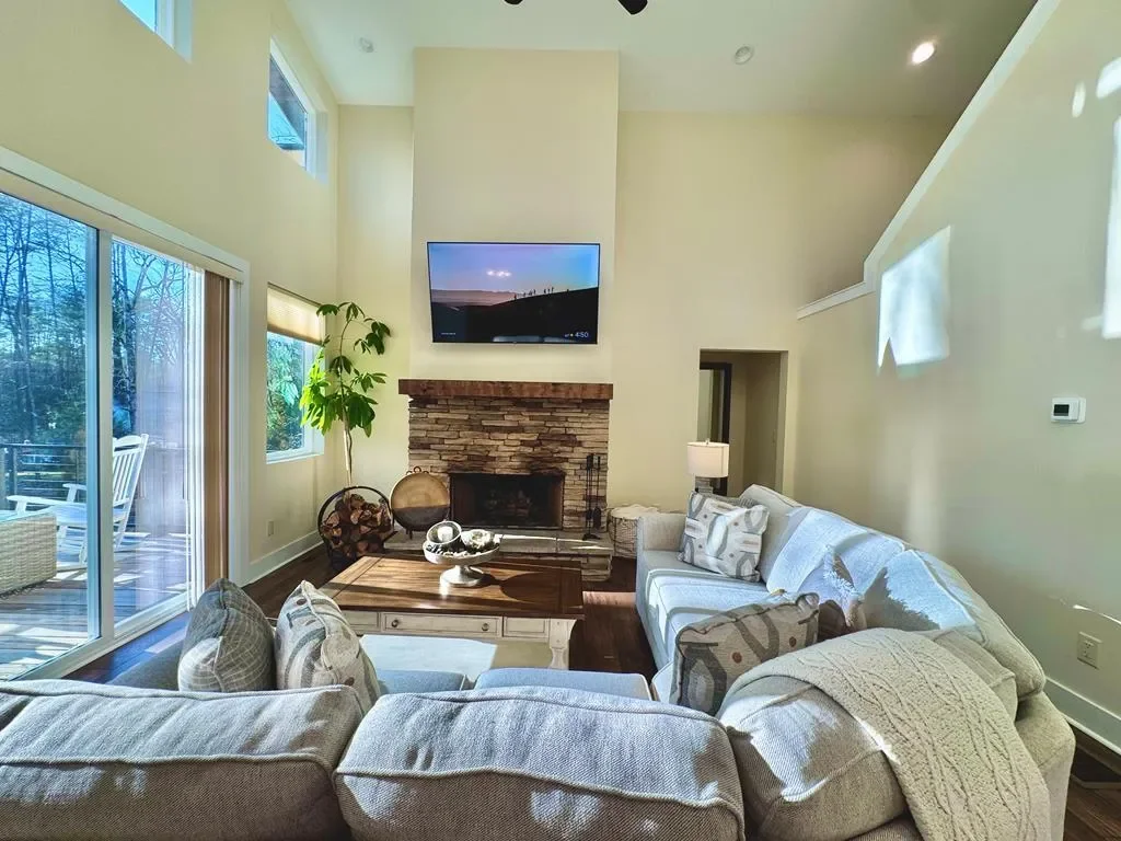 939 Sunset Road, Blue Ridge, Georgia, United States. - Photo 25
