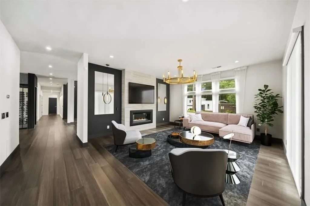 2220 Meadowvale Drive NE, Atlanta, GA 30345, Atlanta, Georgia, United States. - Photo 25