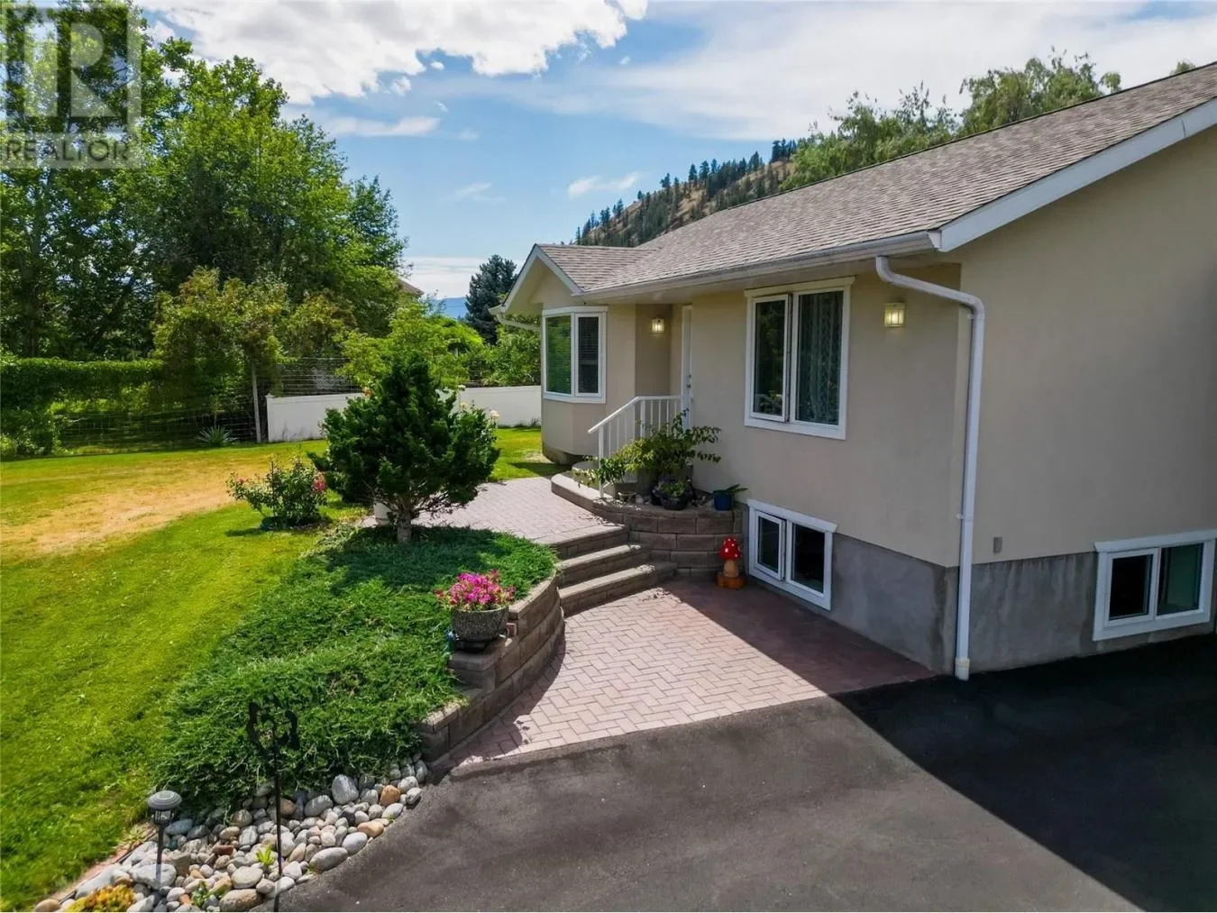 232 Linden Avenue, Kaleden, British Columbia, Canada. - Photo 17