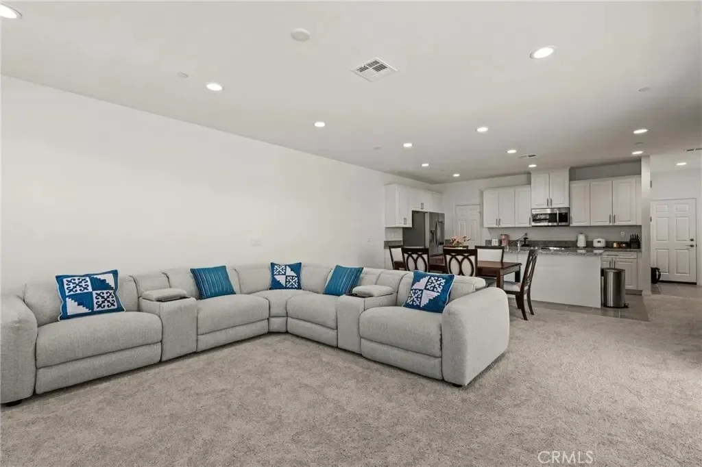 4398 Cadence Way, Oceanside, California, United States. - Photo 6
