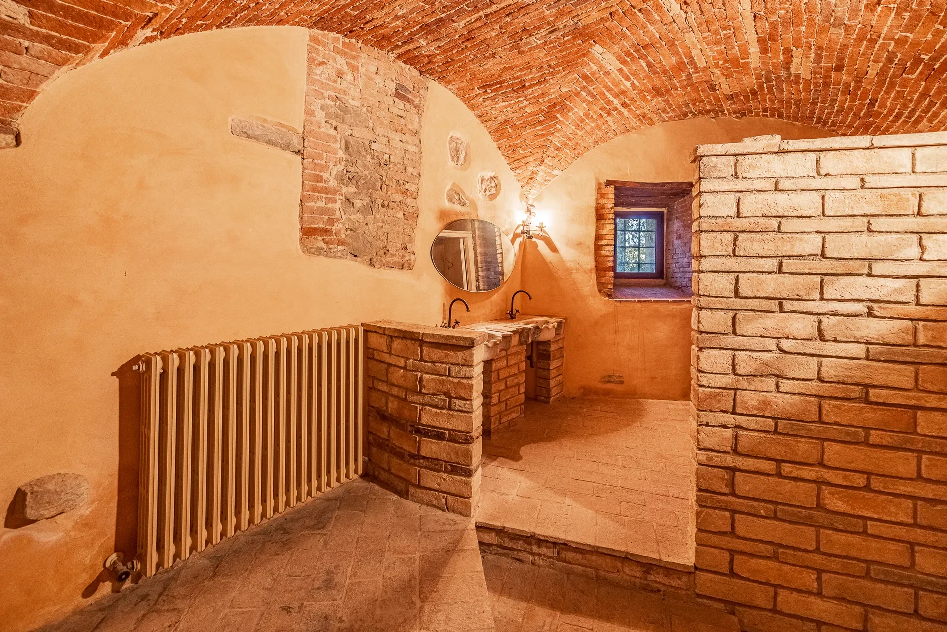 Spina PG, Italy, Spina, Umbria, Italy. - Photo 35