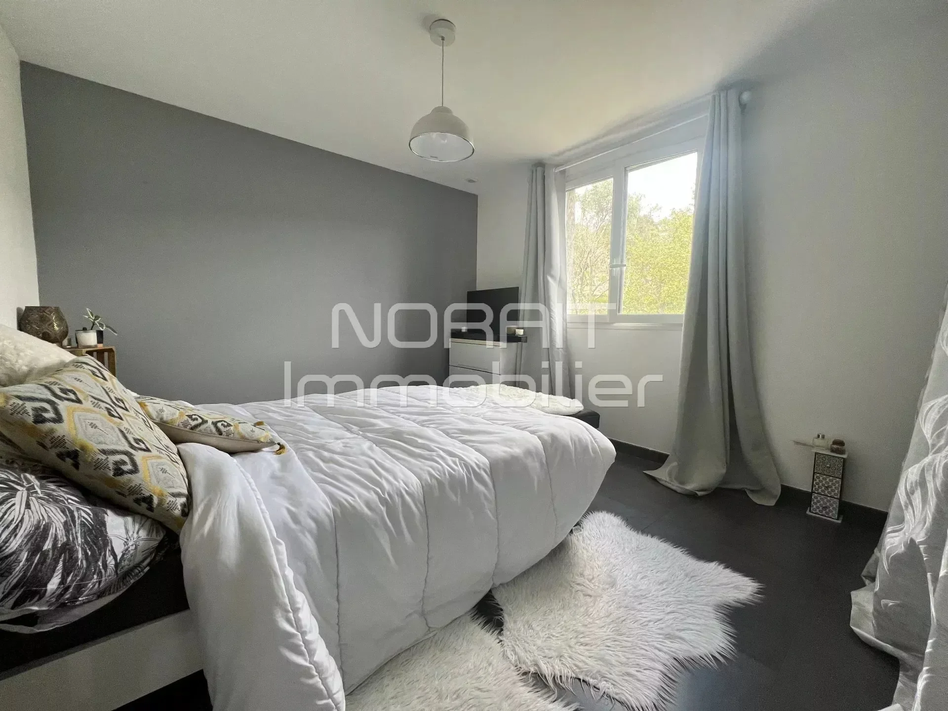 Gallery photo 9