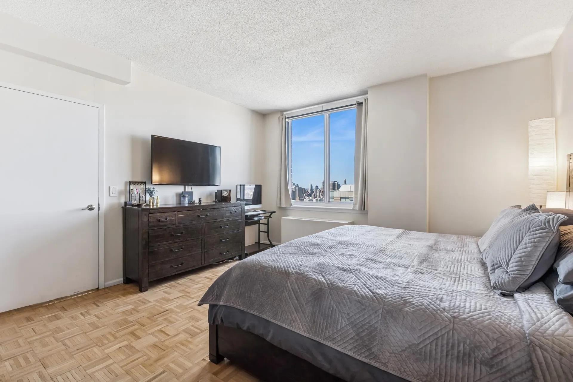 Citylights, 4-74 48TH AVE, New York, New York, United States. - Photo 14