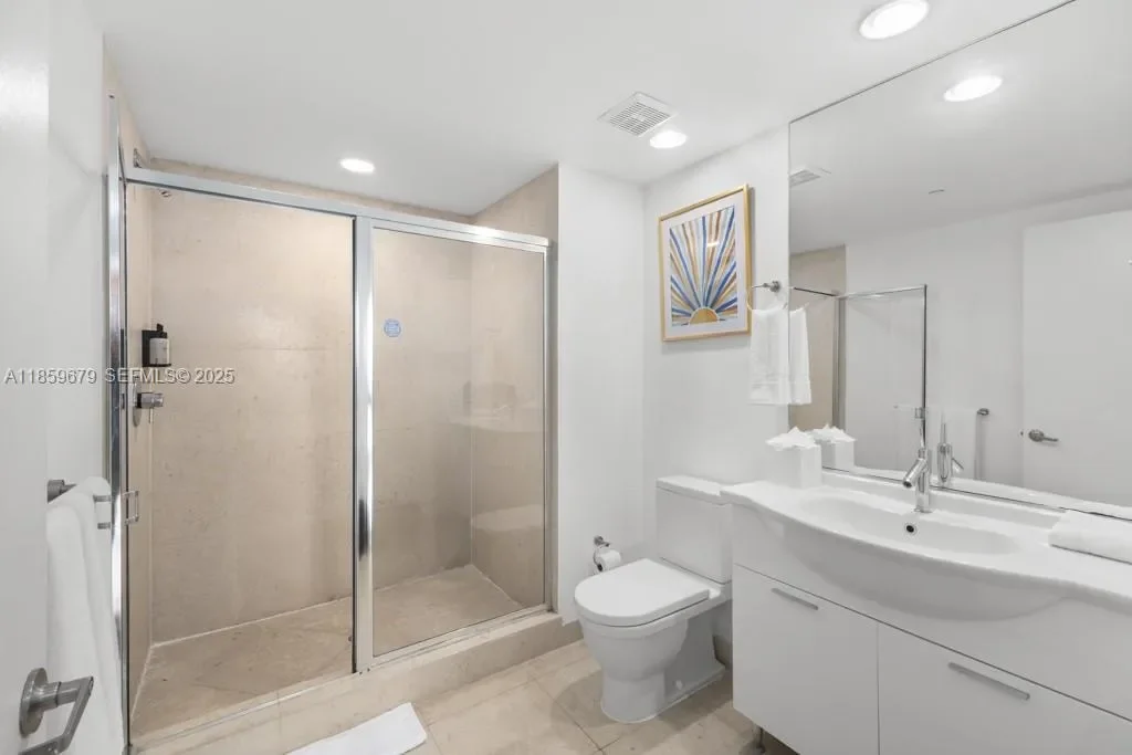 485 Brickell Ave 2210, Miami, Florida, United States. - Photo 15
