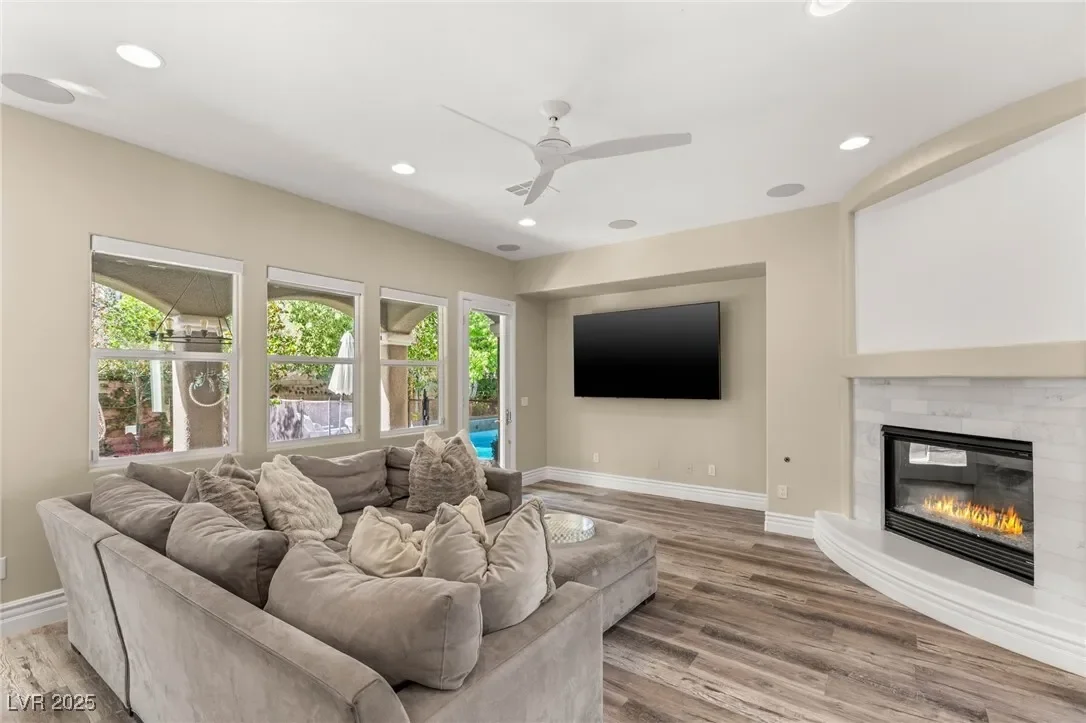 631 Coriander Canyon Court, Las Vegas, Nevada, United States. - Photo 7