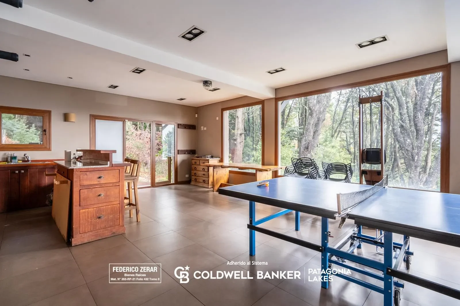 VENTA - Exclusiva casa de 8 ambientes, 5 dormitorios, 6 baños en barrio Las Vertientes, Bariloche, San Carlos de Bariloche, Río Negro, Argentina. - Photo 56