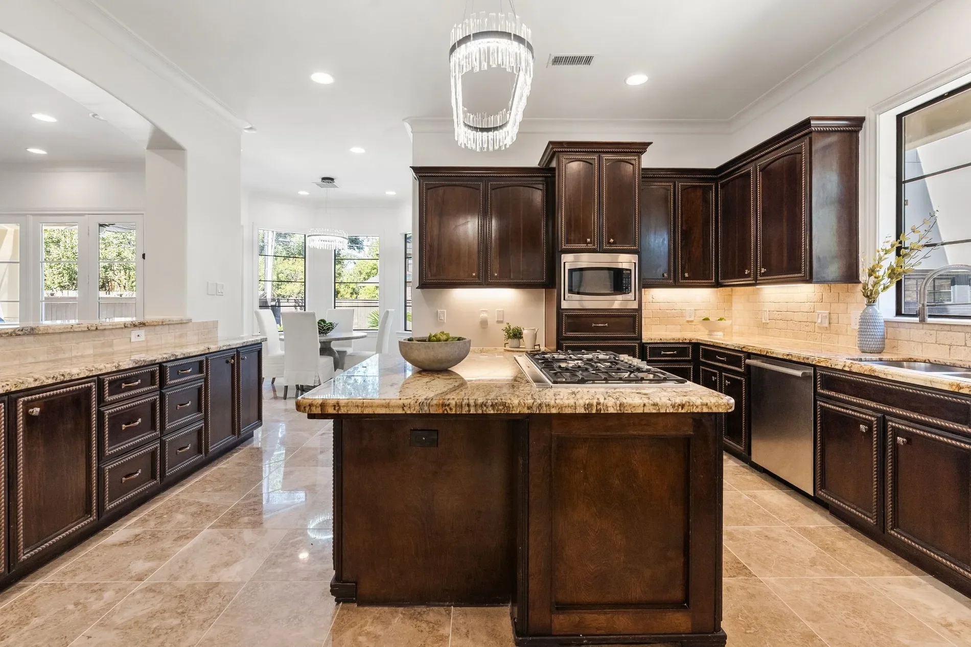 4134 Bellefontaine Street, Houston, TX 77025, Houston, Texas, United States. - Photo 4