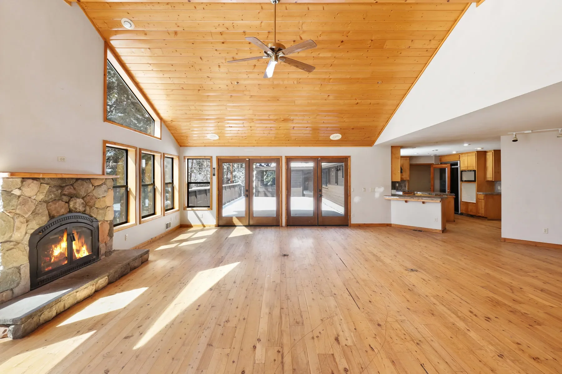 3096 North Lake Blvd, Tahoe City, CA 96145, Tahoe City, California, United States. - Photo 4