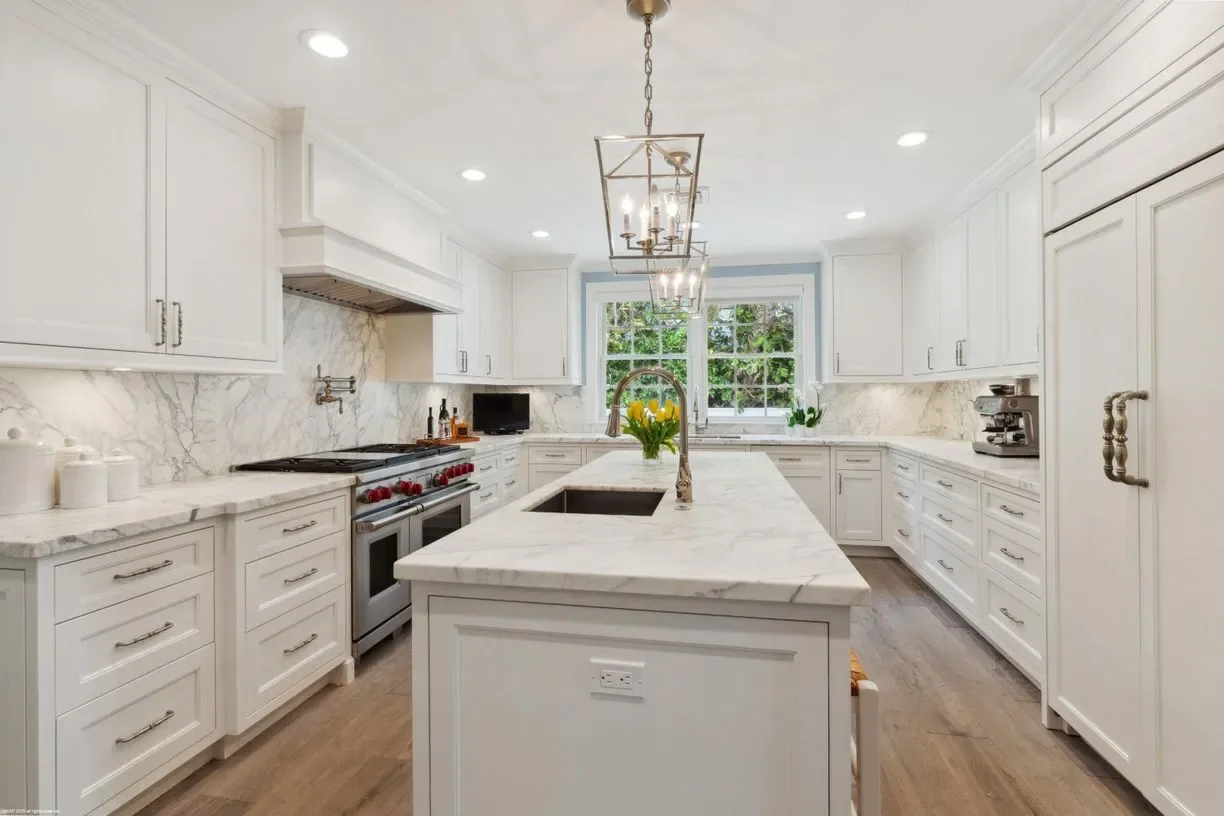 245 S Beach Road , Jupiter Island, FL 33455, Hobe Sound, Florida, United States. - Photo 1