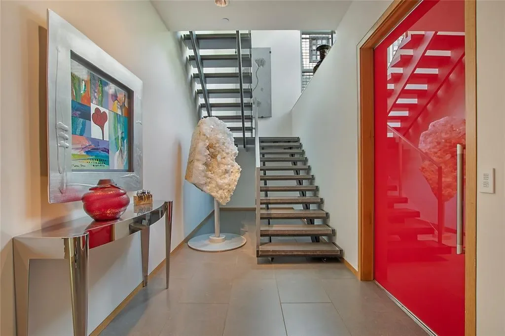 Gallery photo 3