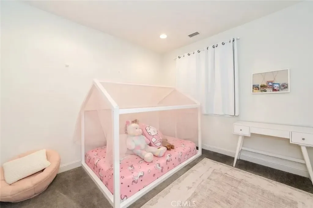 23 Manzanillo, Lake Forest, California, United States. - Photo 14