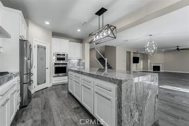 7557 Summer Day, Corona, CA 92883, Corona, California, United States. - Photo 19