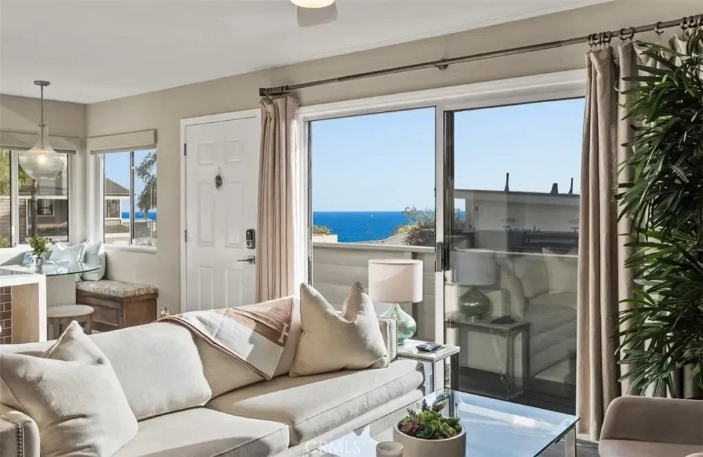 284 Chiquita, Laguna Beach, California, United States. - Photo 39