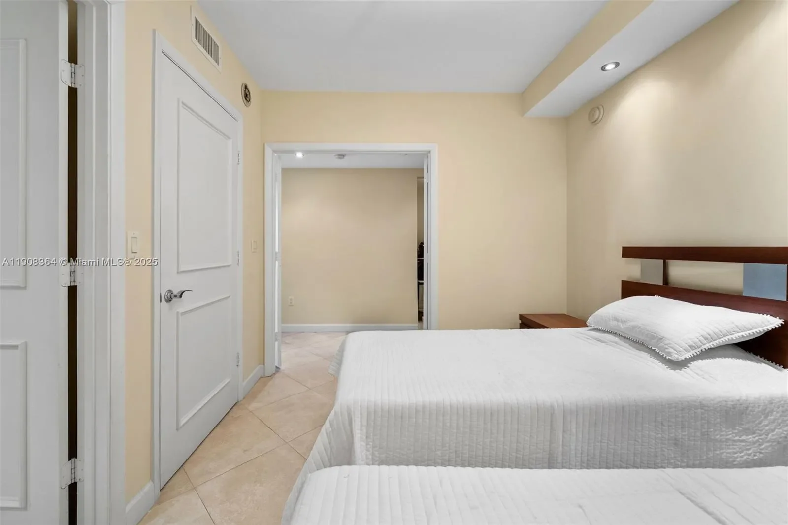 1800 S Ocean Dr 2603, Hallandale Beach, Florida, United States. - Photo 16