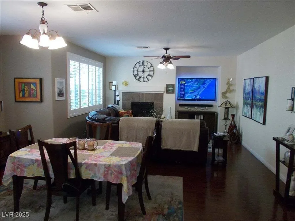 Gallery photo 12