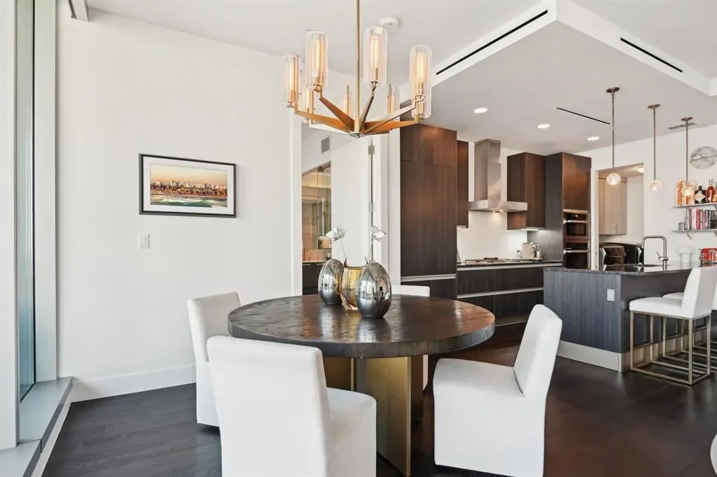 3130 N Harwood Street 705, Dallas, Texas, United States. - Photo 7
