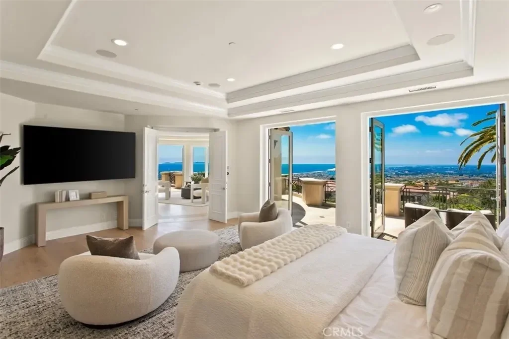 22 Pelican Crest Drive, Newport Beach, California, United States. - Photo 52