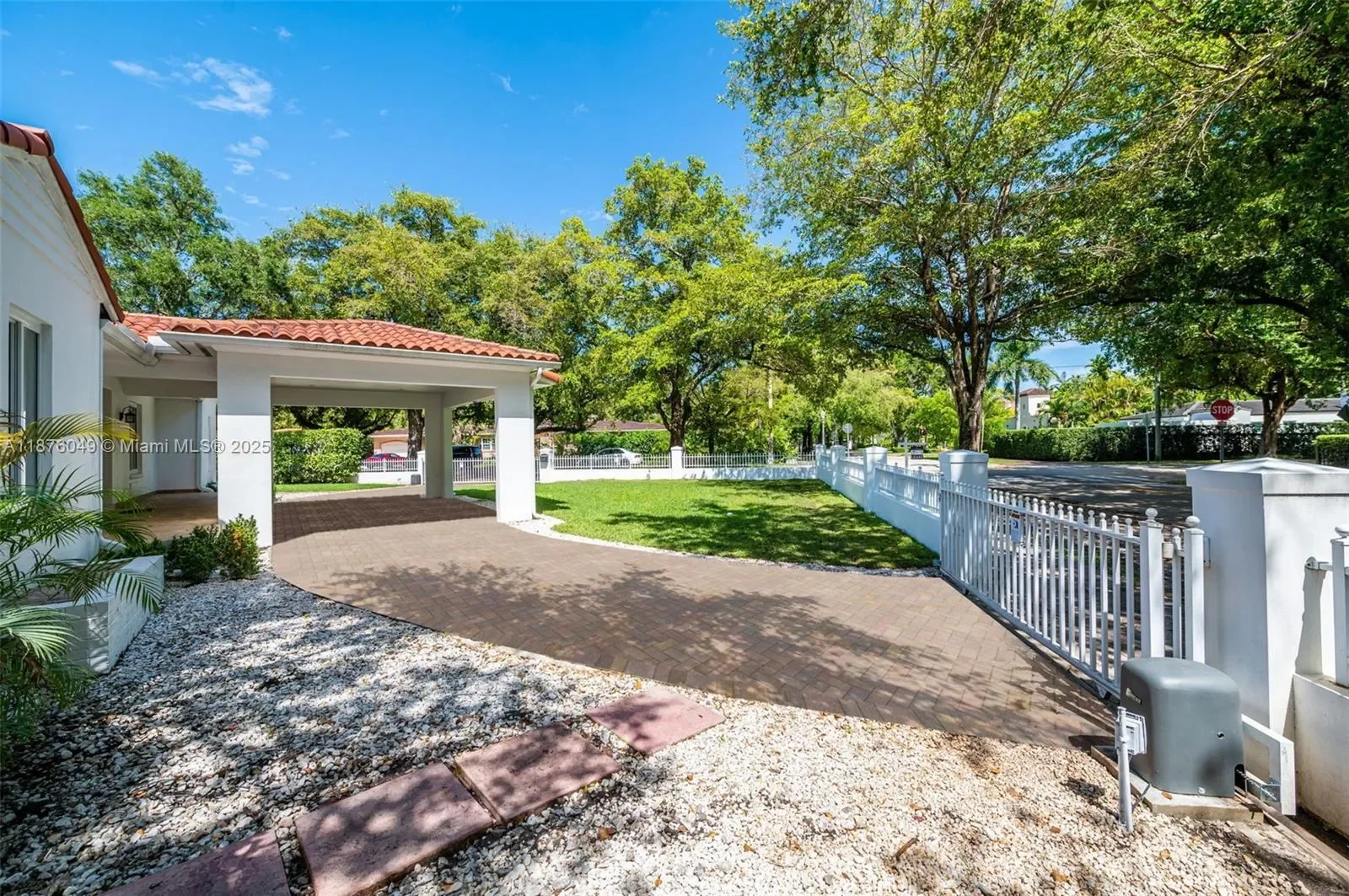 1820 Ferdinand St, Coral Gables, Florida, United States. - Photo 39