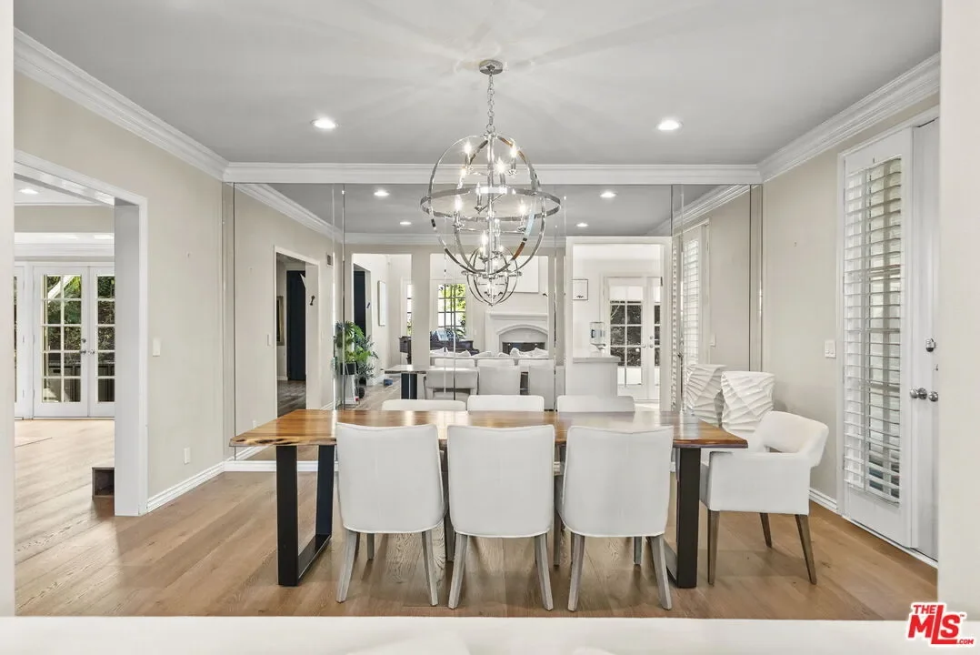 22241 Alizondo Dr, Los Angeles, California, United States. - Photo 17