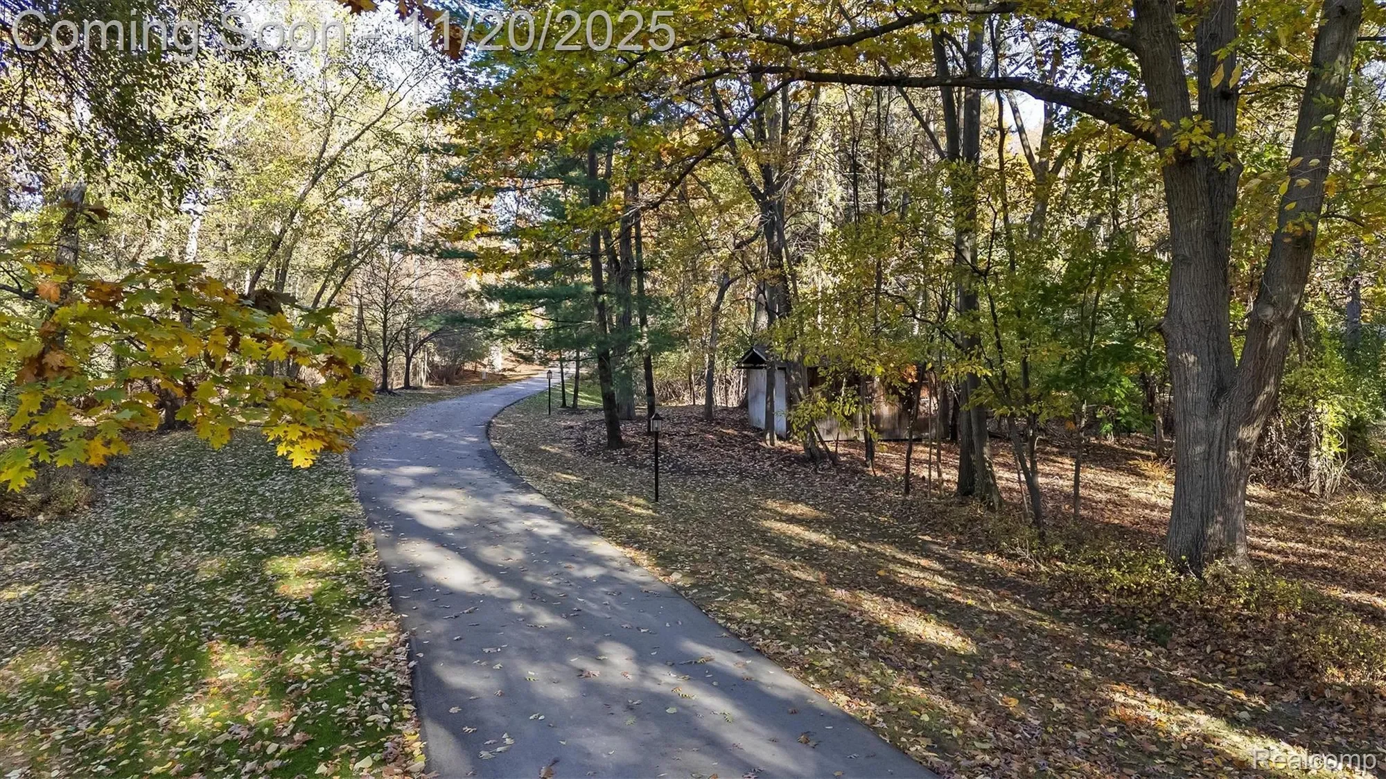 5764 Bloomfield Glens Road, West Bloomfield Charter Township, MI 48322, Farmington Hills, Michigan, United States. - Photo 29