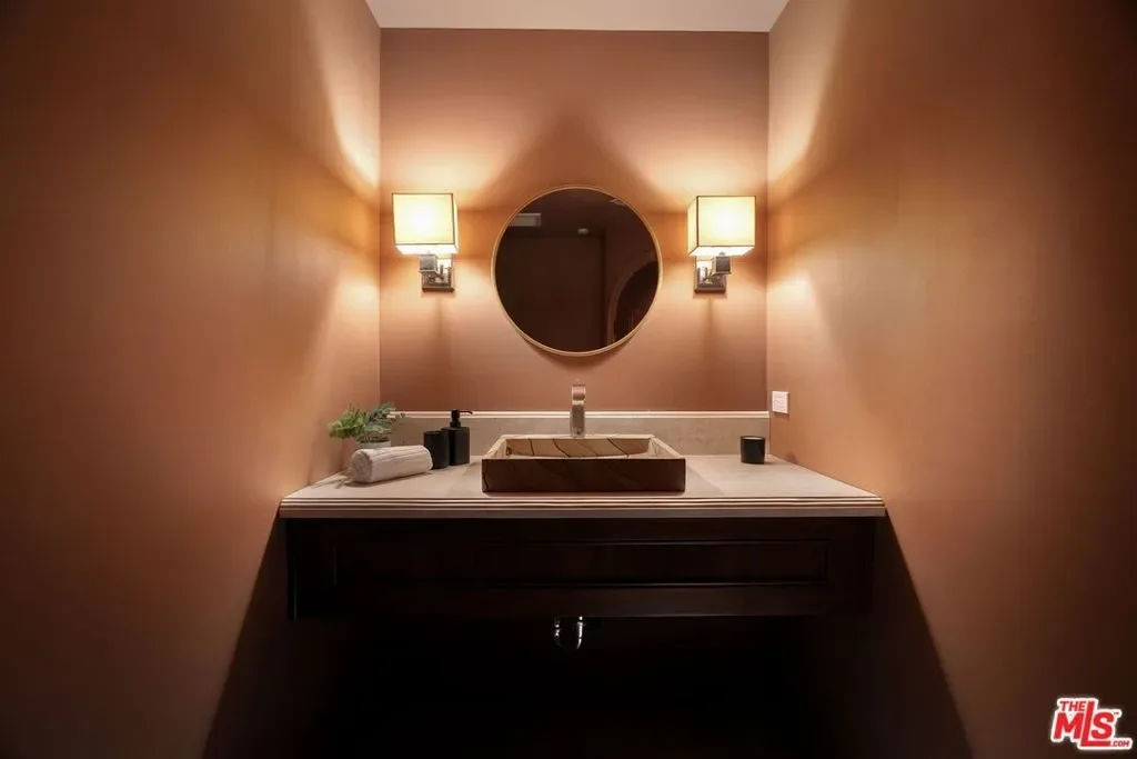 6882 Arizona Avenue, Los Angeles, California, United States. - Photo 34
