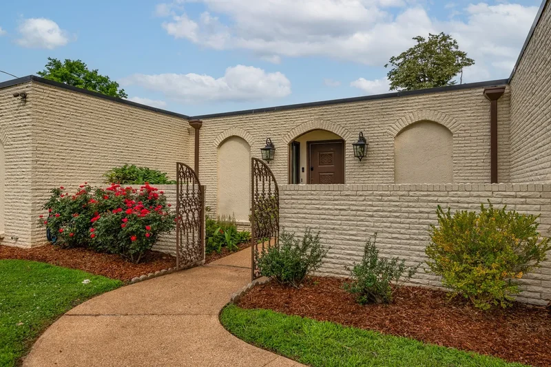 6556 Upton Ln, Nashville, TN 37209, Nashville, Tennessee, United States. - Photo 18