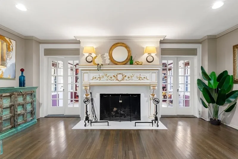 1125 W Roxbury Pkwy, Brookline, MA, 02467, USA, Brookline, Massachusetts, United States. - Photo 38
