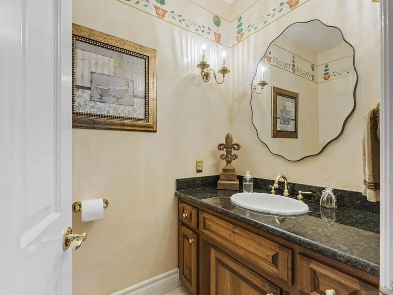 17502 Corte Lomas Verdes, Poway, California, United States. - Photo 55