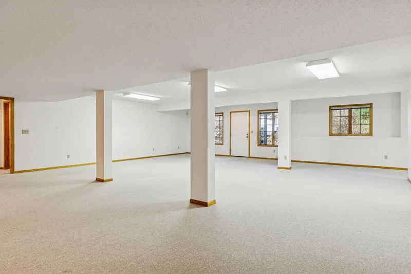 703 Wesley Ln, Mendota Heights, MN 55118, West Saint Paul, Minnesota, United States. - Photo 56