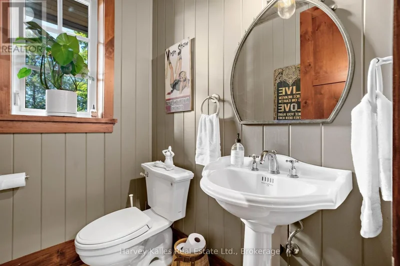 1074 TALLY HO WINTER PARK Road, Lake of Bays (Sinclair), ON, P1H2J6, CANADA, Huntsville, Ontario, Canada. - Photo 30