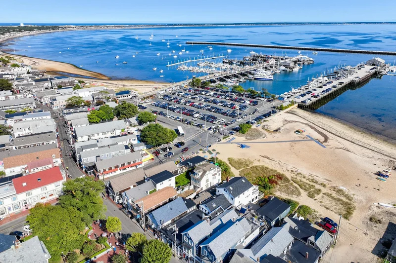 6 Winslow Street , Provincetown, MA 02657, Provincetown, Massachusetts, United States. - Photo 49