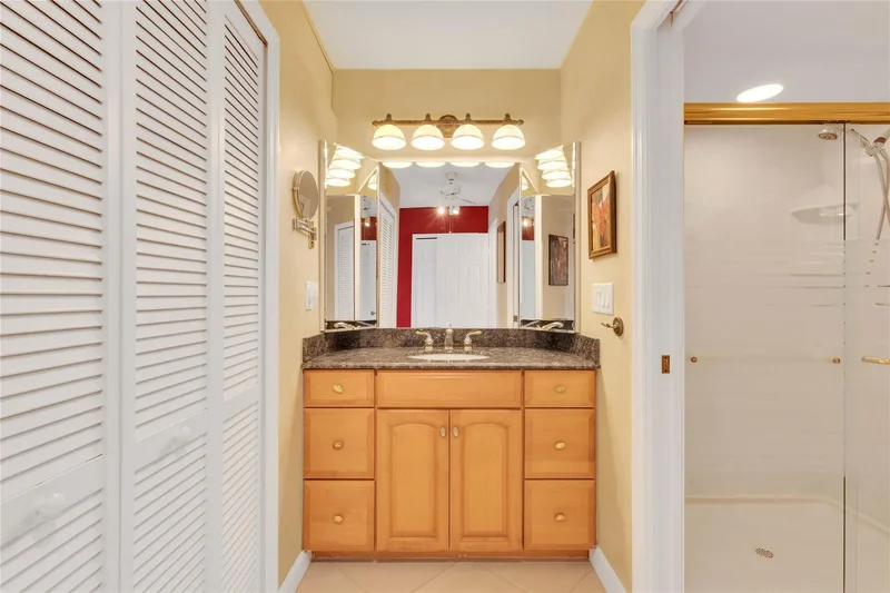 3939 Ocean Dr 502A, Vero Beach, Florida, United States. - Photo 15