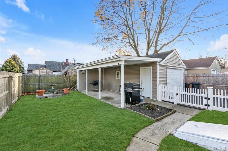31 Piave Terrace, Lindenhurst, New York, United States. - Photo 6