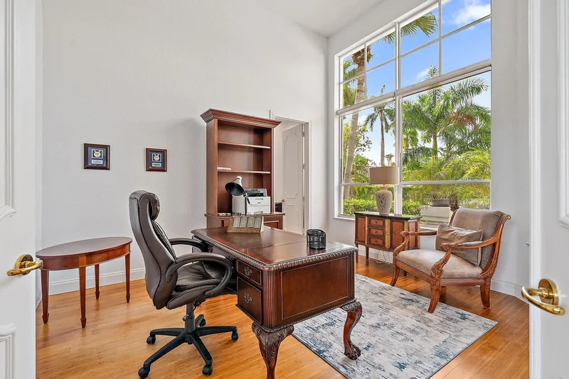 8470 Egret Lakes Lane, Loxahatchee, Florida, United States. - Photo 19