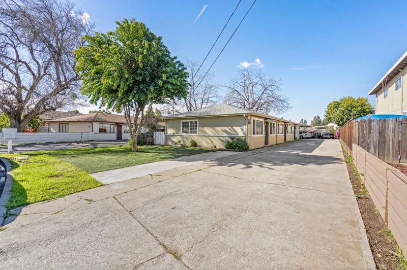 317 Perrymont Avenue, San Jose, California, United States. - Photo 6