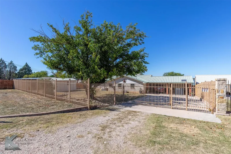48 Poverty Point Cr, Abilene, TX 79601, Abilene, Texas, United States. - Photo 35