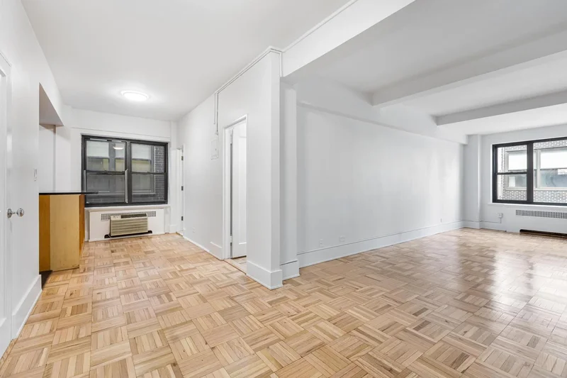 45 W 54th St, New York, NY 10019, USA, New York, New York, United States. - Photo 6