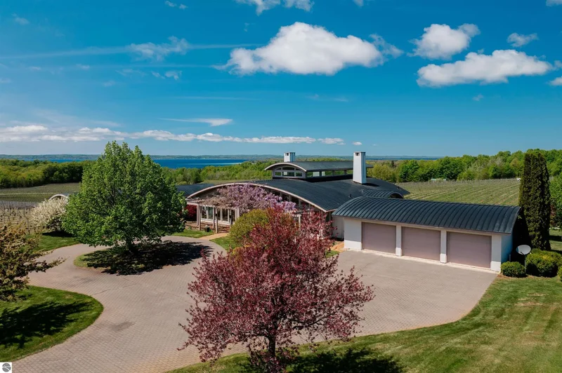 2721 Nelson Road, Traverse City, MI 49686, Traverse City, Michigan, United States. - Photo 19
