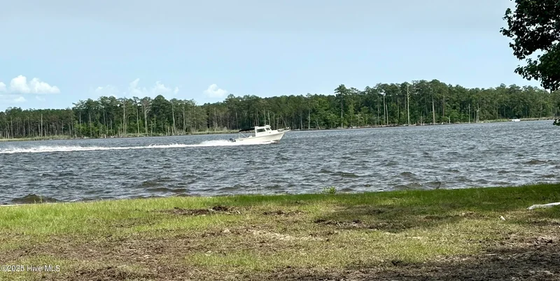123 Pungo View Road, Belhaven, North Carolina, United States. - Photo 9