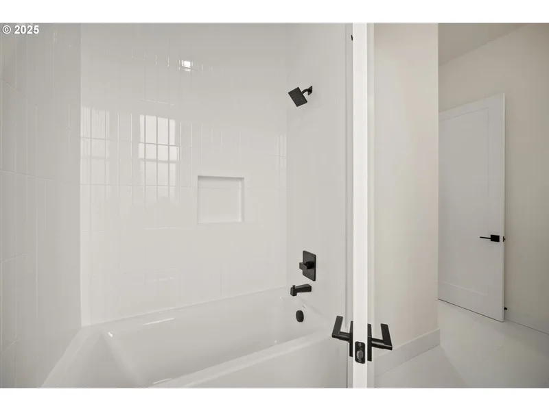 6707 NW 26TH CT, Vancouver, WA 98665, Vancouver, Washington, United States. - Photo 25