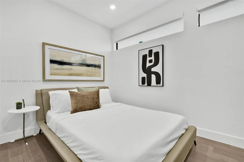 530 NW 41st St, Miami, Florida, United States. - Photo 31