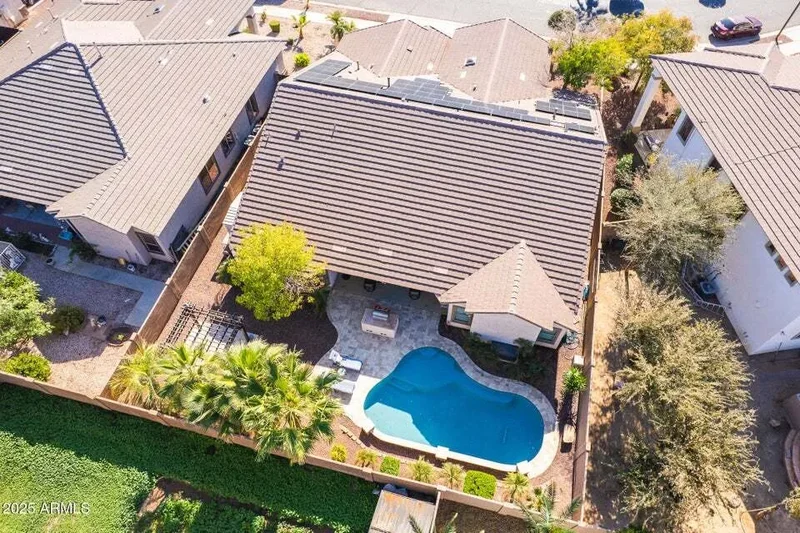 15850 W Mercer Ln, Surprise, AZ 85379, Surprise, Arizona, United States. - Photo 33