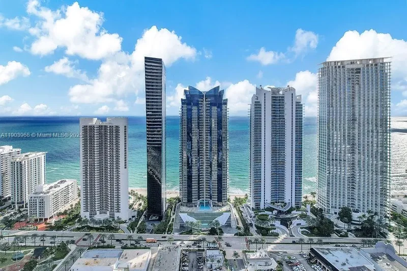17121 Collins Ave, Golden Beach, Florida, United States. - Photo 70