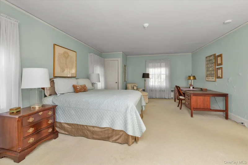 57 Beacon Hill Road, Port Washington, New York, United States. - Photo 14