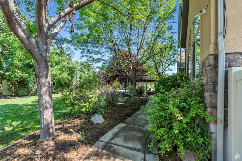9967 N 6670 W, Highland, UT 84003, Highland, Utah, United States. - Photo 80